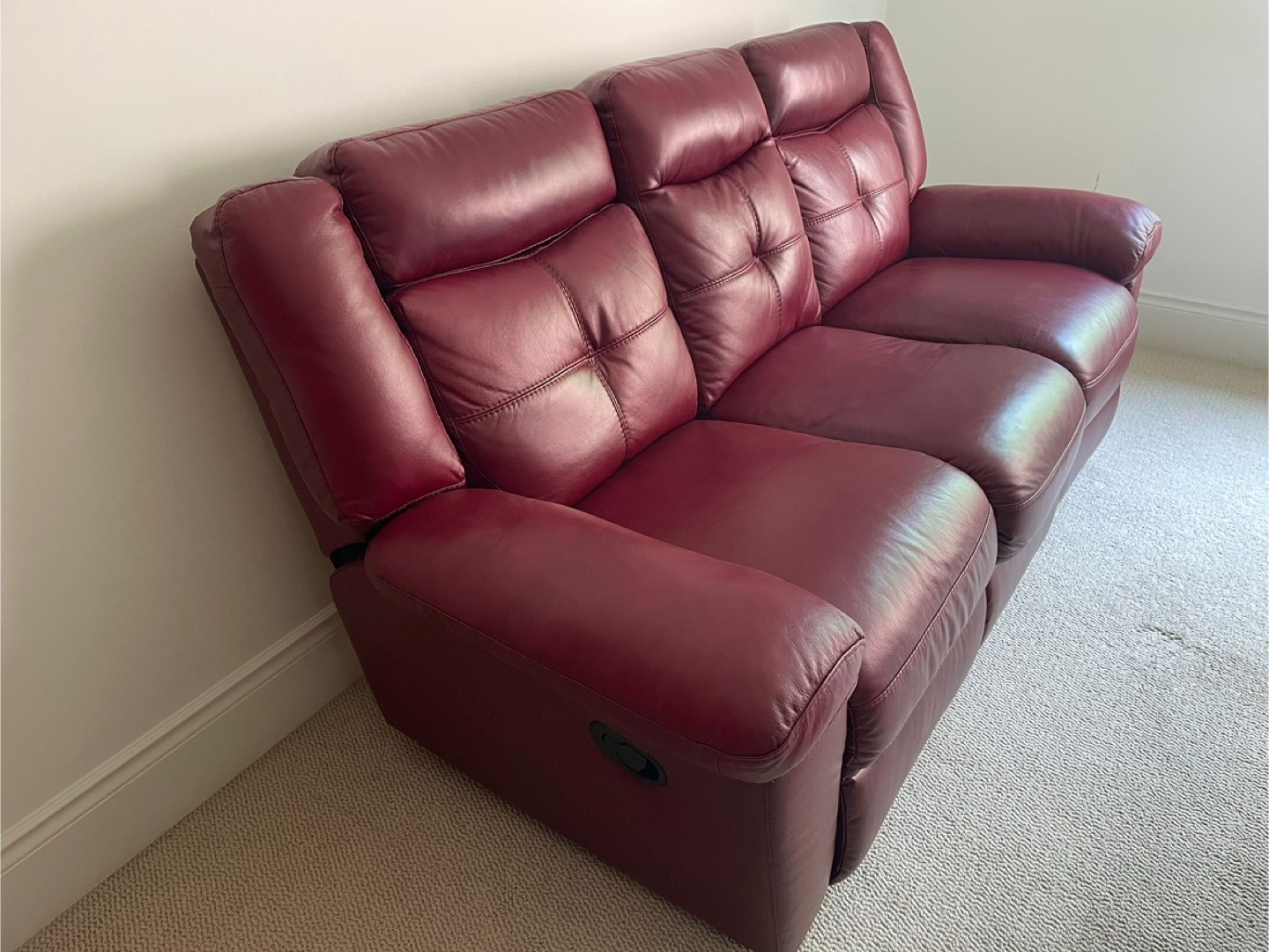 Red Leather Reclining Sofa - photo 3