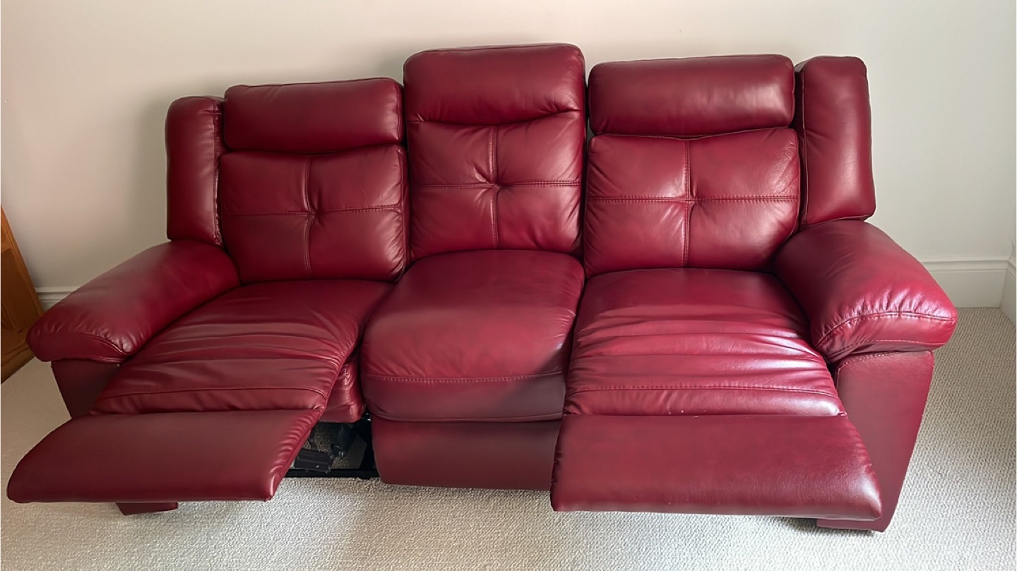 Red Leather Reclining Sofa - photo 5