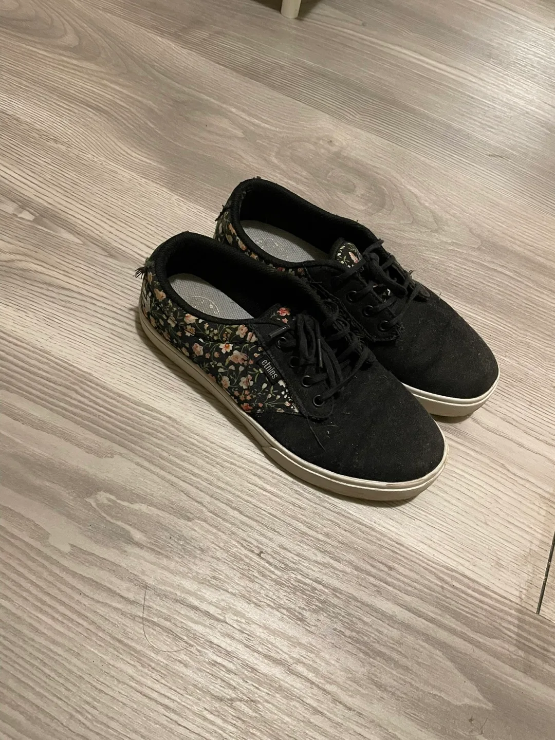 Etnies Floral Sneakers