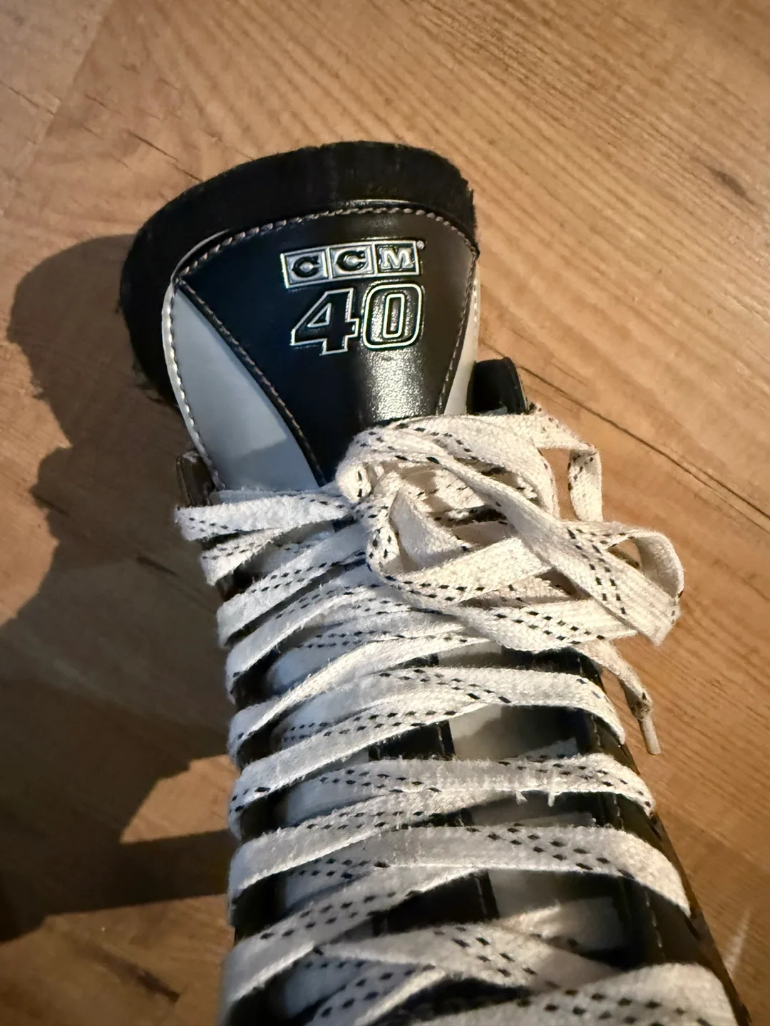 CCM Hockey Skates image indicator(2)