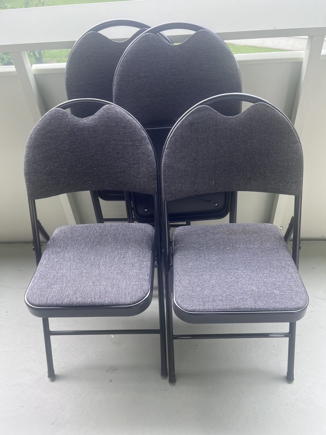 Dining Table With foldable chairs - photo 2