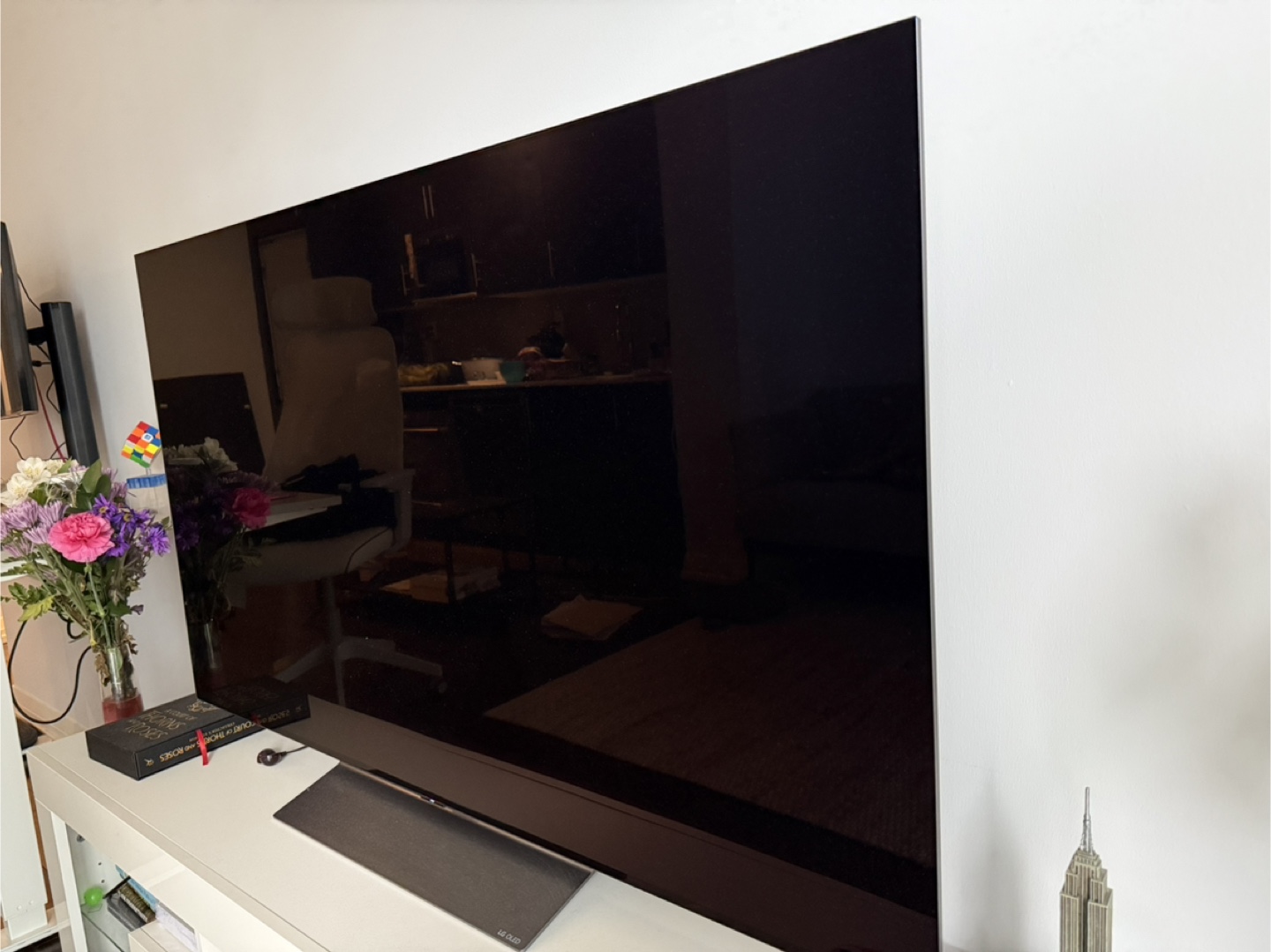 Large Screen TV - photo 2