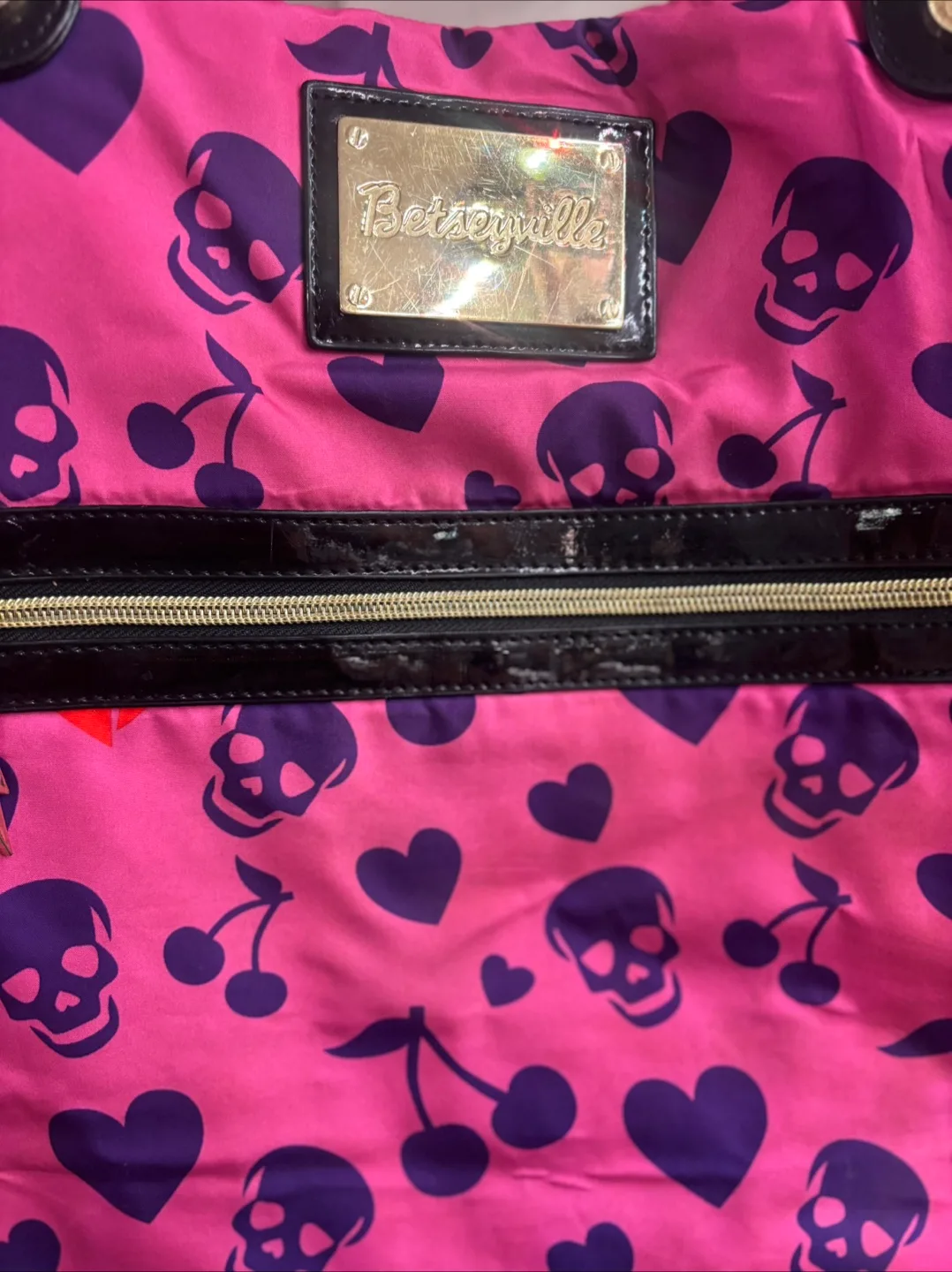 Betsyville weekender bag image indicator(4)