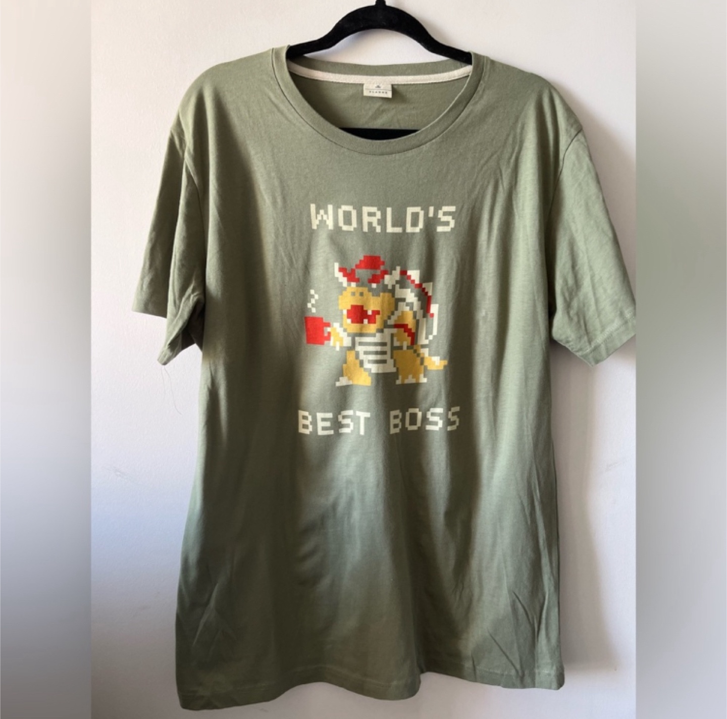 Bowser “Worlds Best Boss” tee size L/XL