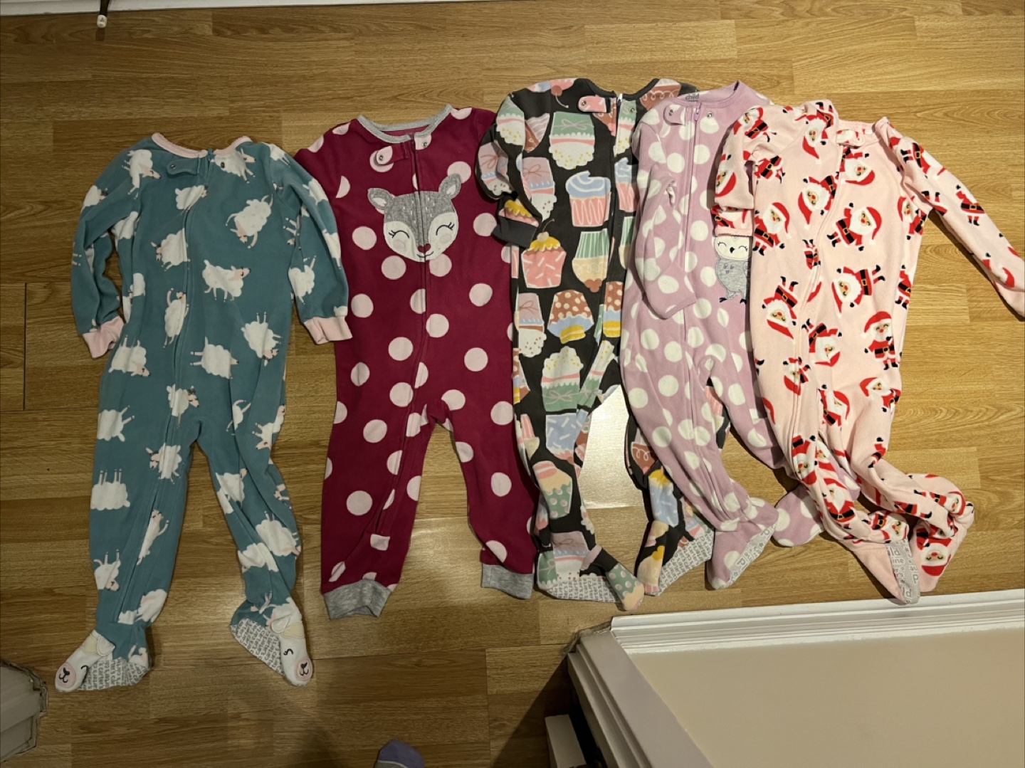 3T sleepers /onesies /pyjamas