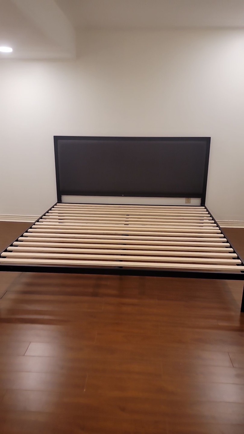 King-sized Bed Frame - photo 2