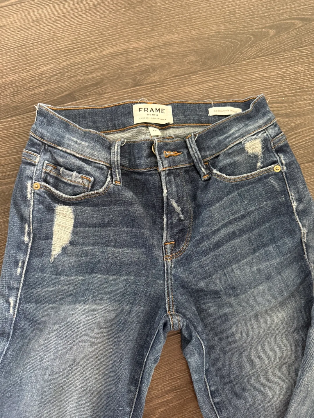 FRAME Denim Jeans image indicator(2)