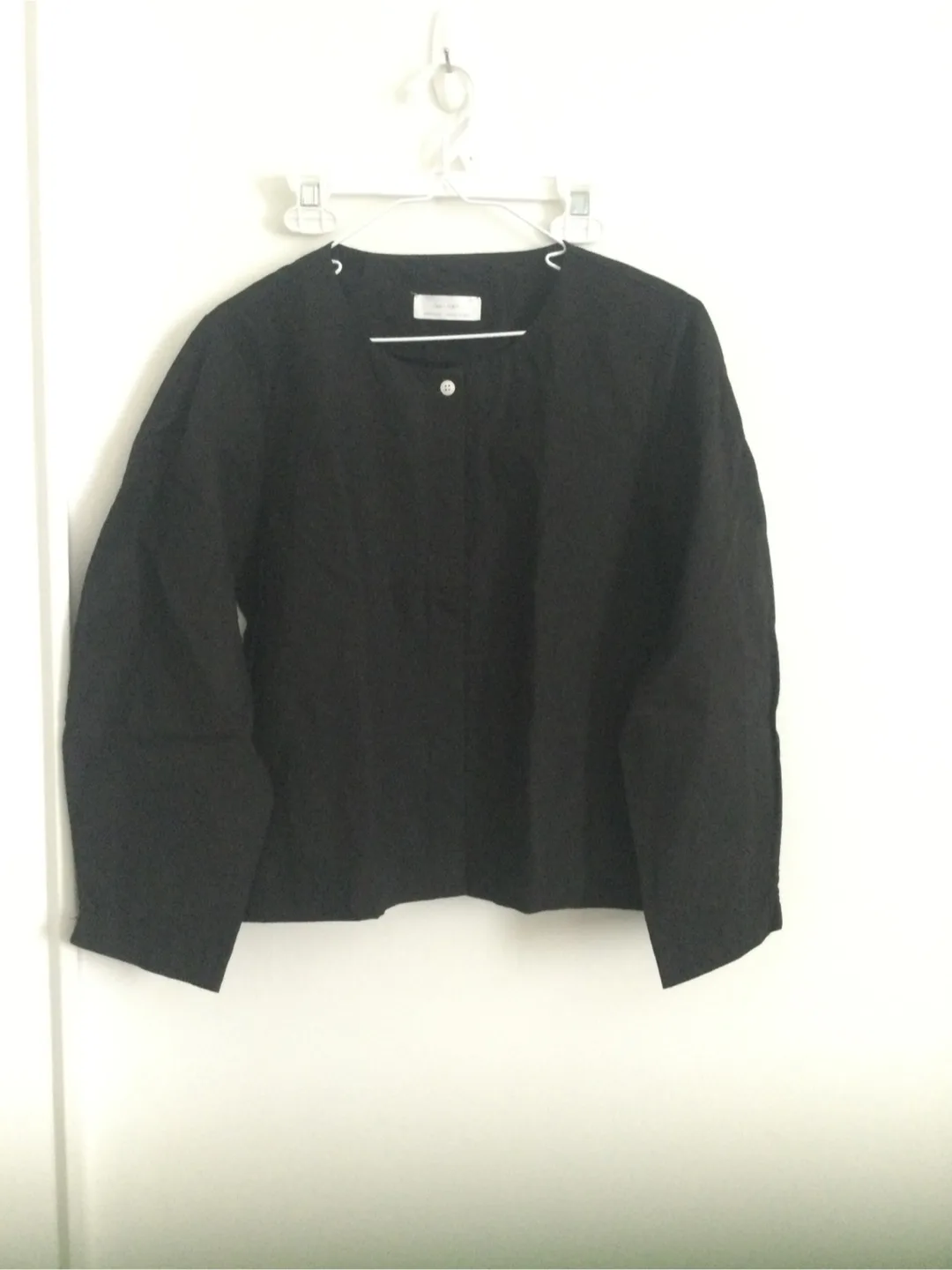 Assorted tops bundle image indicator(3)