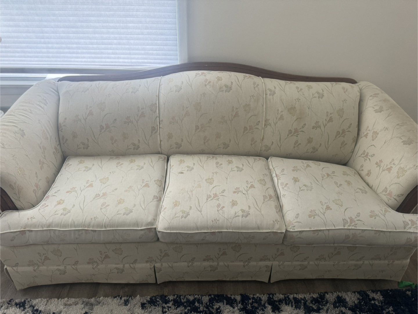 Floral Vintage Couches - photo 5