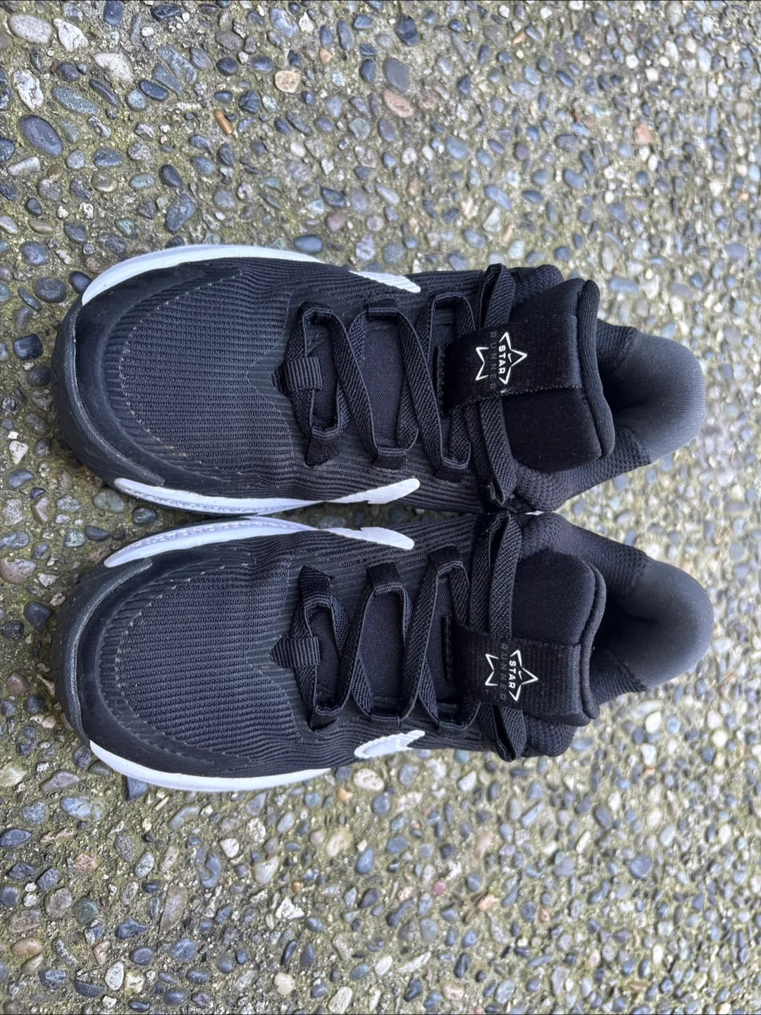 Nike Black and White Sneakers size 10c image indicator(2)