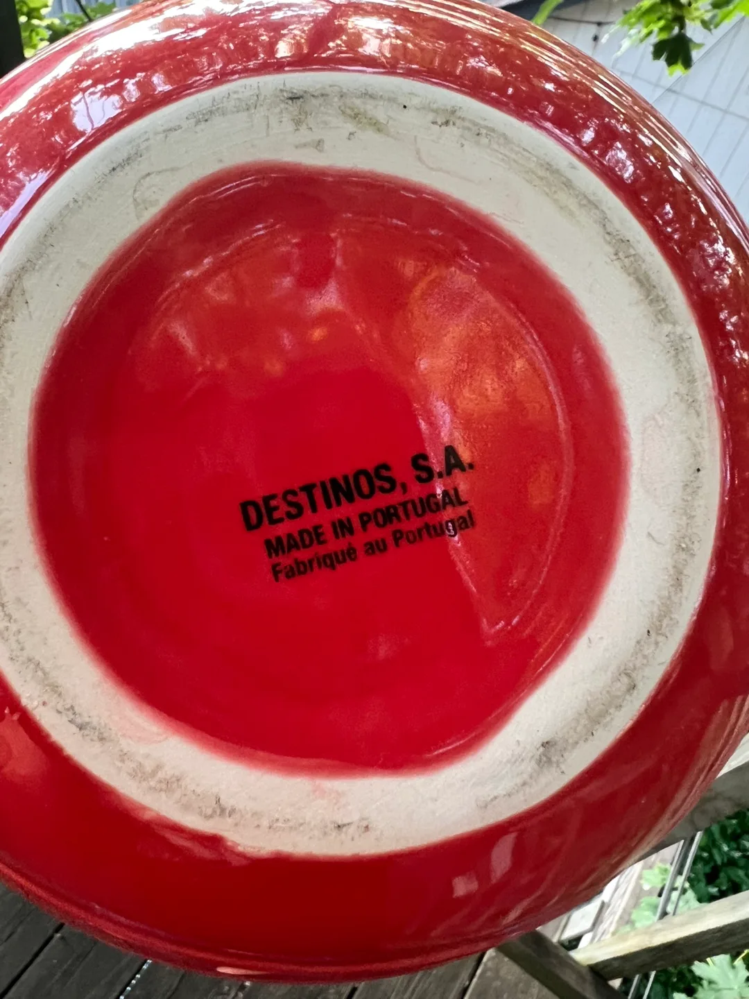 Red Ceramic Planter - made in Portugal image indicator(3)