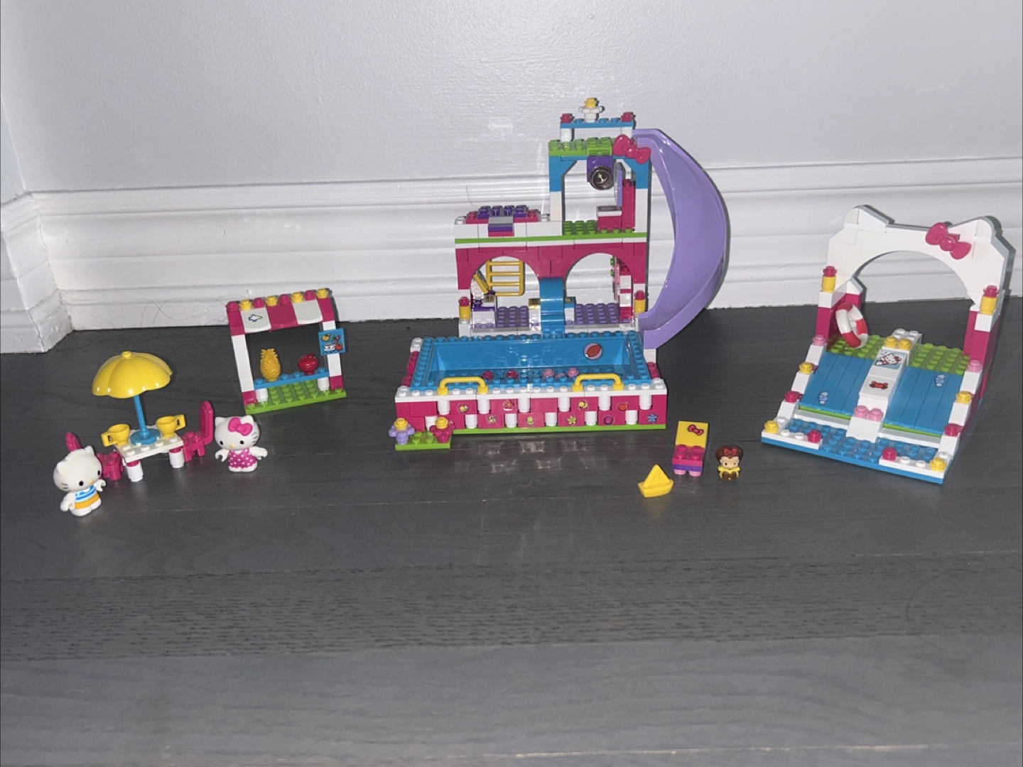 Mega Bloks Hello Kitty Splash n’ Swim Water Park