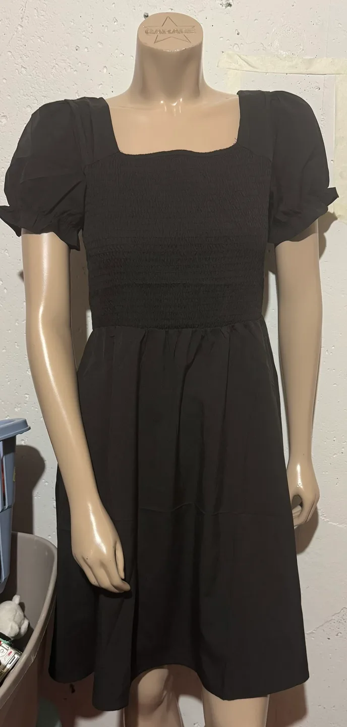 Black Dress with Puff Sleeves thumbnail