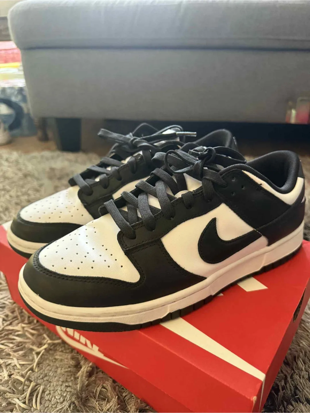 Nike dunk pandas size 9 image indicator(3)