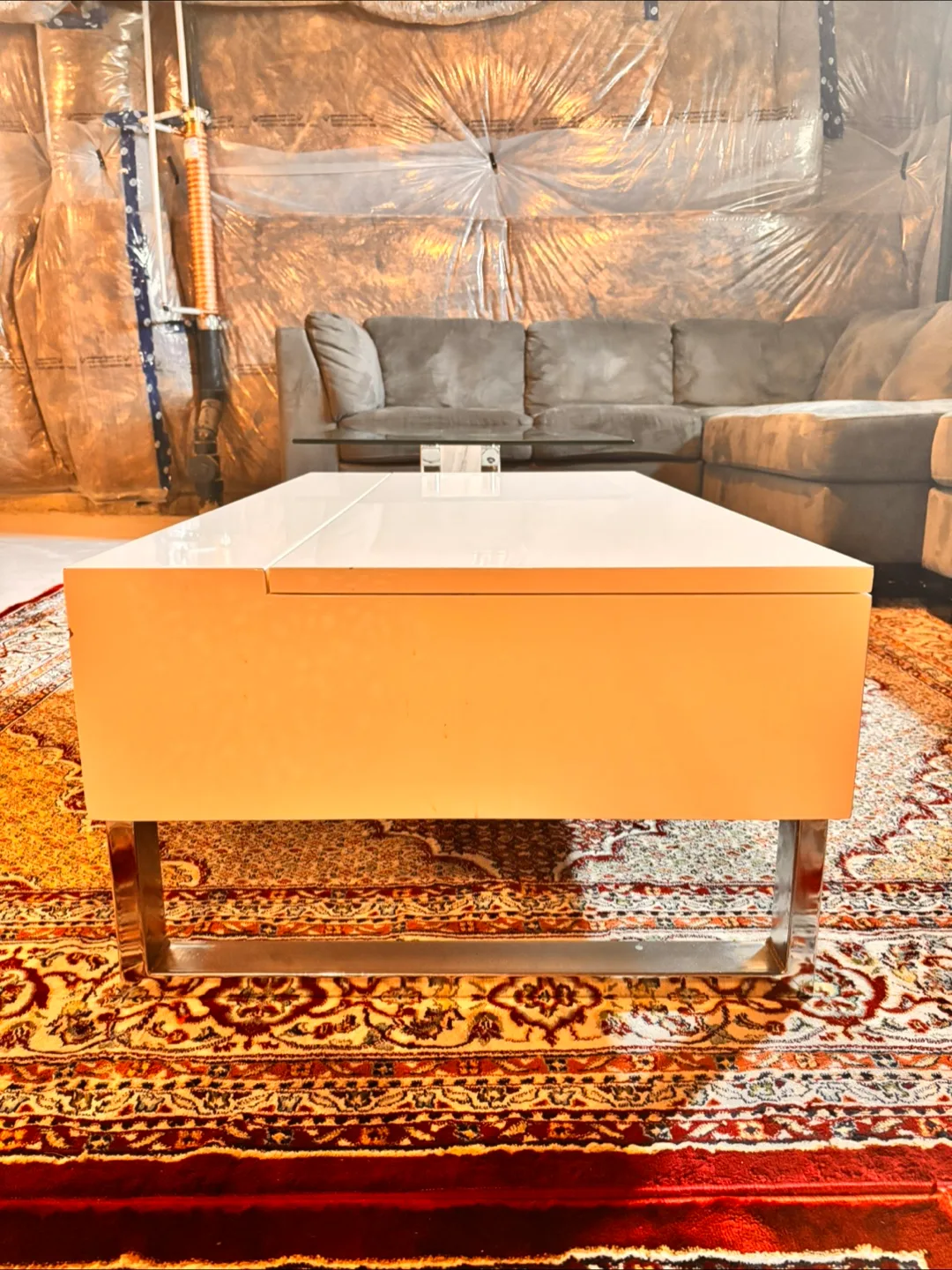 Modern Lift-Top Coffee Table image indicator(2)