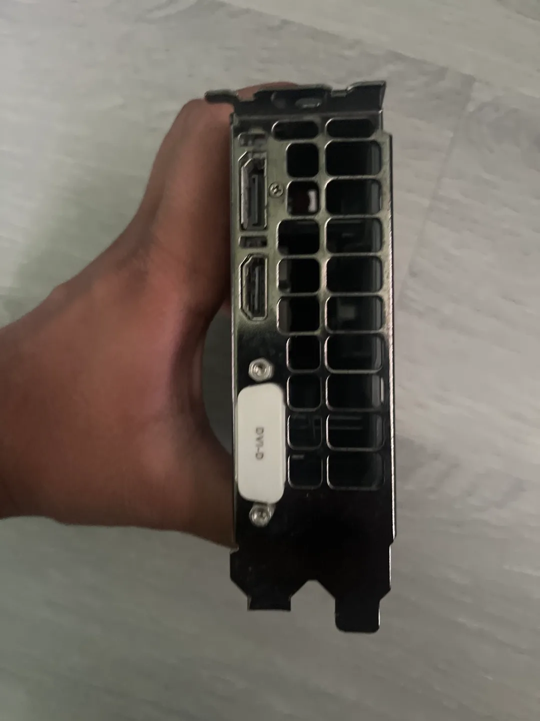 EVGA GEFORCE GTX 1050 image indicator(3)