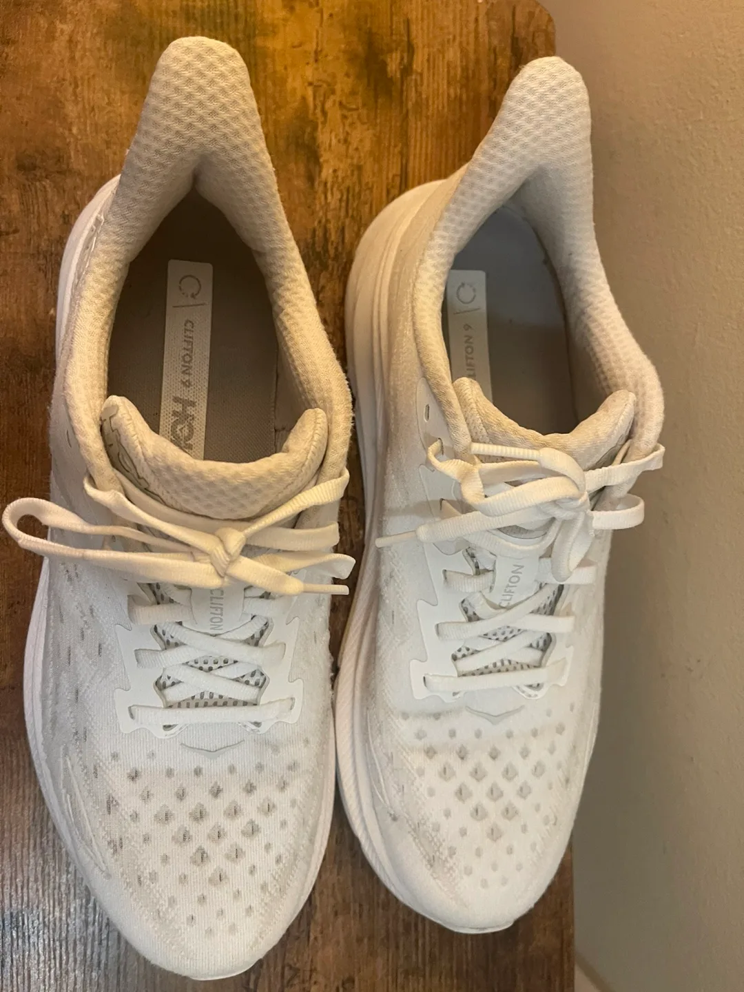 Hoka Clifton 9 White Athletic Shoes image indicator(3)