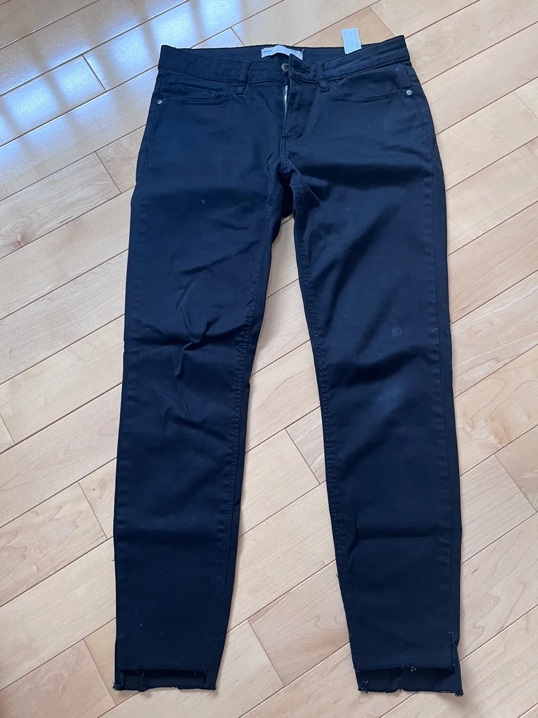 Zara Black Skinny Jeans thumbnail