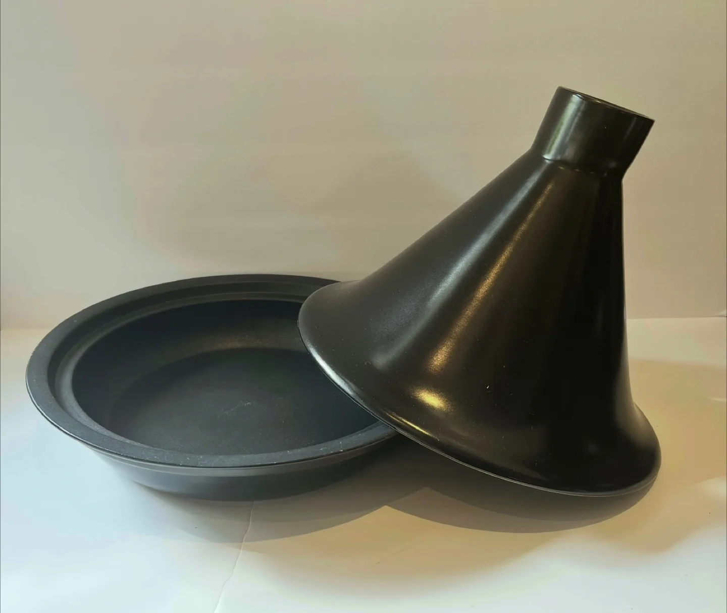 Maxwell & Williams Black Tagine image indicator(3)