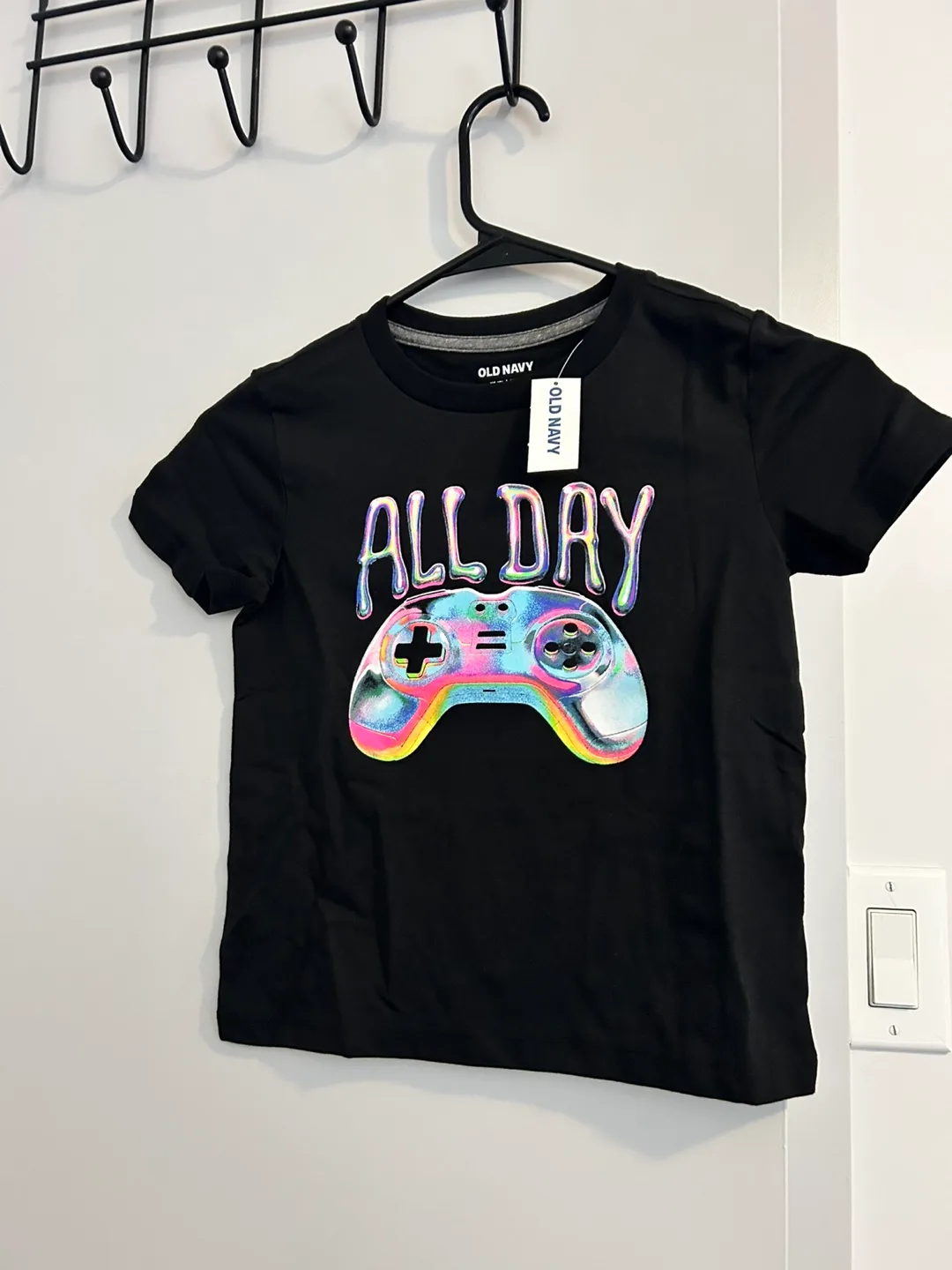 Kids Old Navy Graphic T-Shirts thumbnail