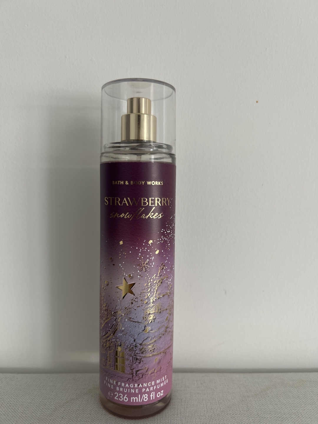 Bath & Body Works Strawberry Snowflakes Fine Fragrance Mist