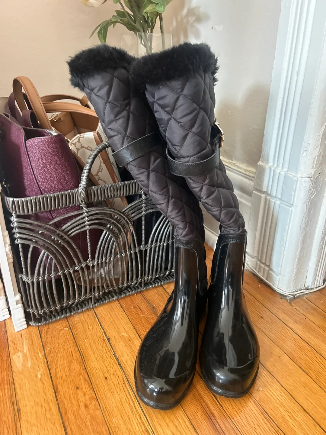 Brand New-Michael Kors Black Winter Boots image indicator(2)