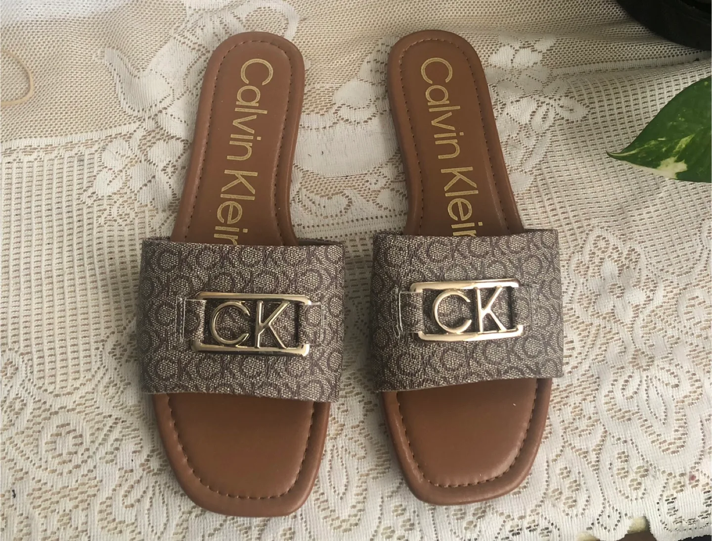Brand New Calvin Klein Women’s Slides thumbnail