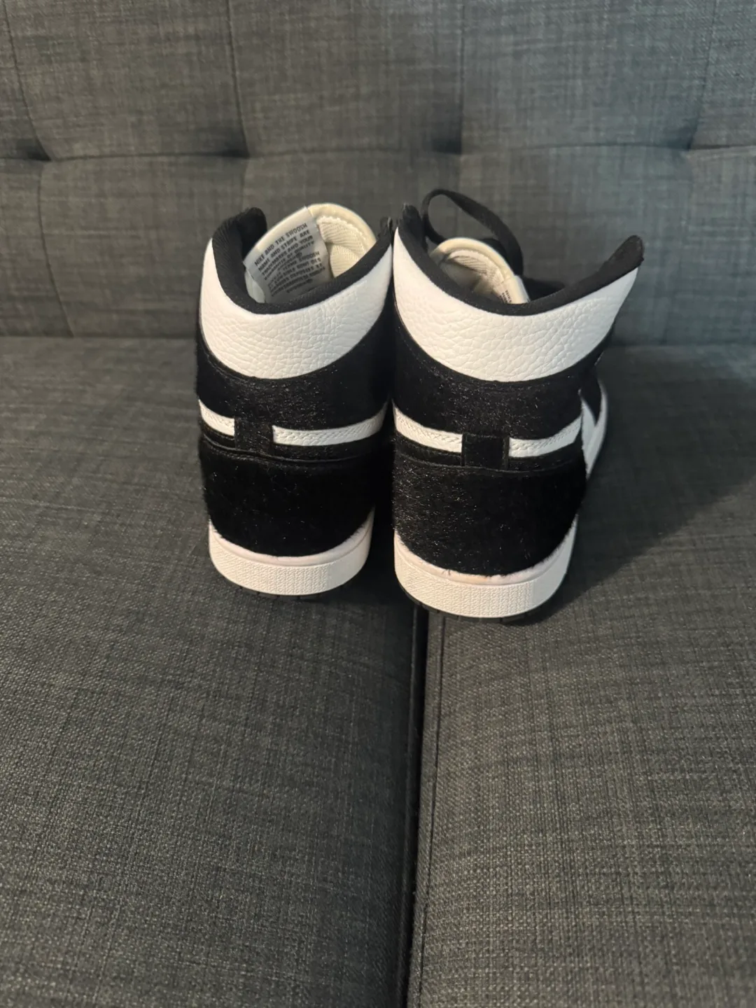 Nike Air Jordan  size 7 image indicator(3)