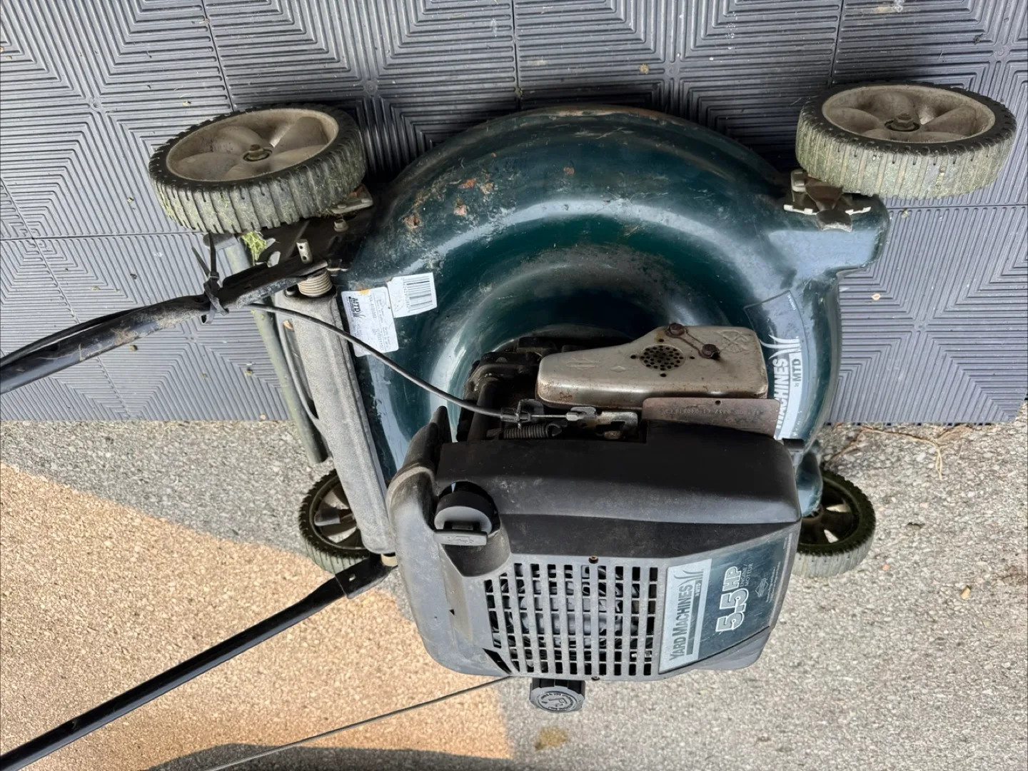 Yard Machines 5.5 HP Lawn Mower image indicator(3)