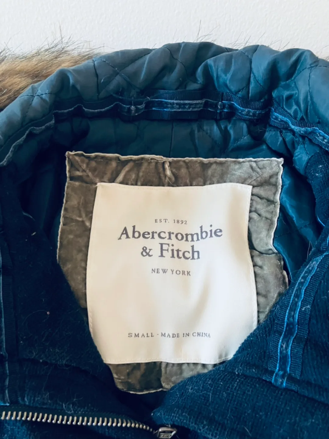 Abercrombie&Fitch Women’s jacket, Size Small image indicator(3)