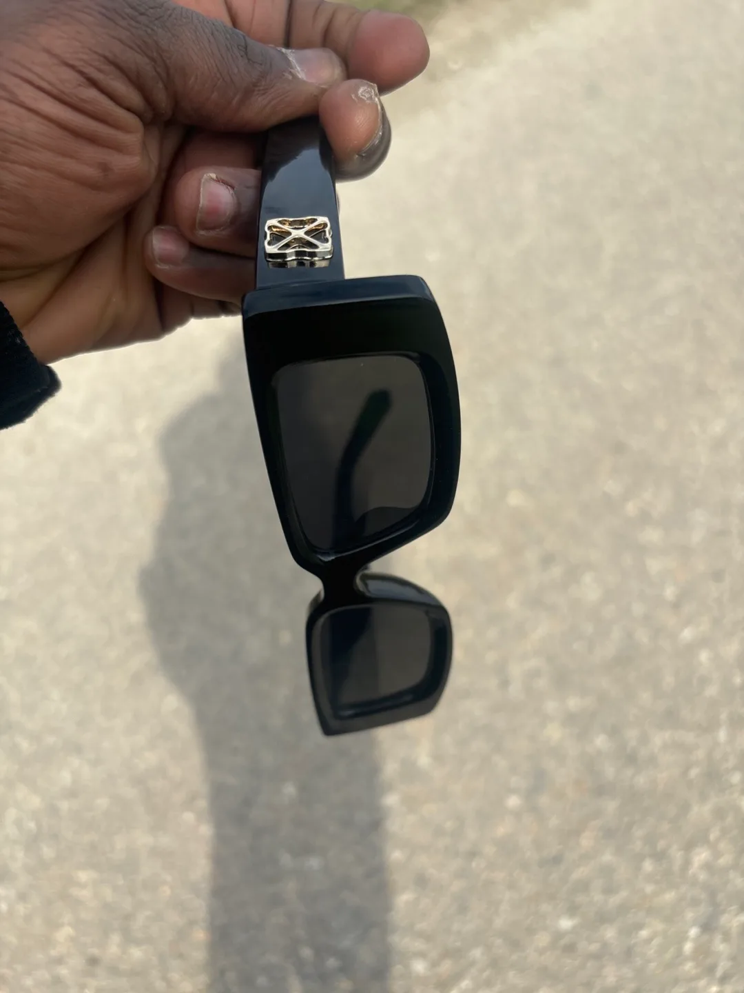 Black Sunglasses thumbnail