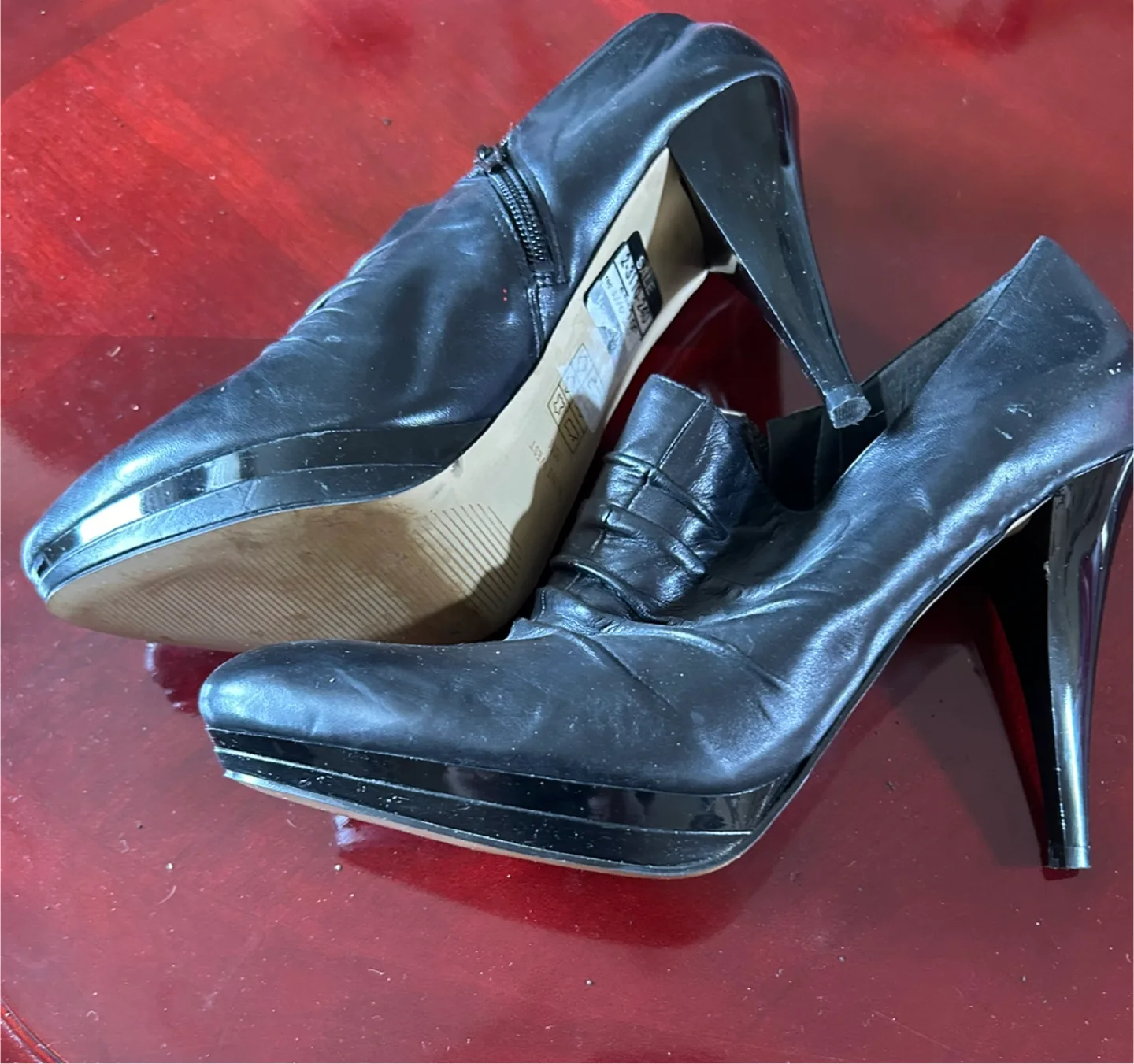 Nine West Black Heeled Booties - Size 10 image indicator(2)