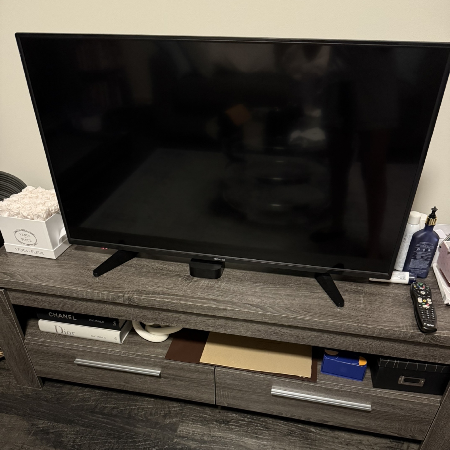 Toshiba Flat Screen TV and stand