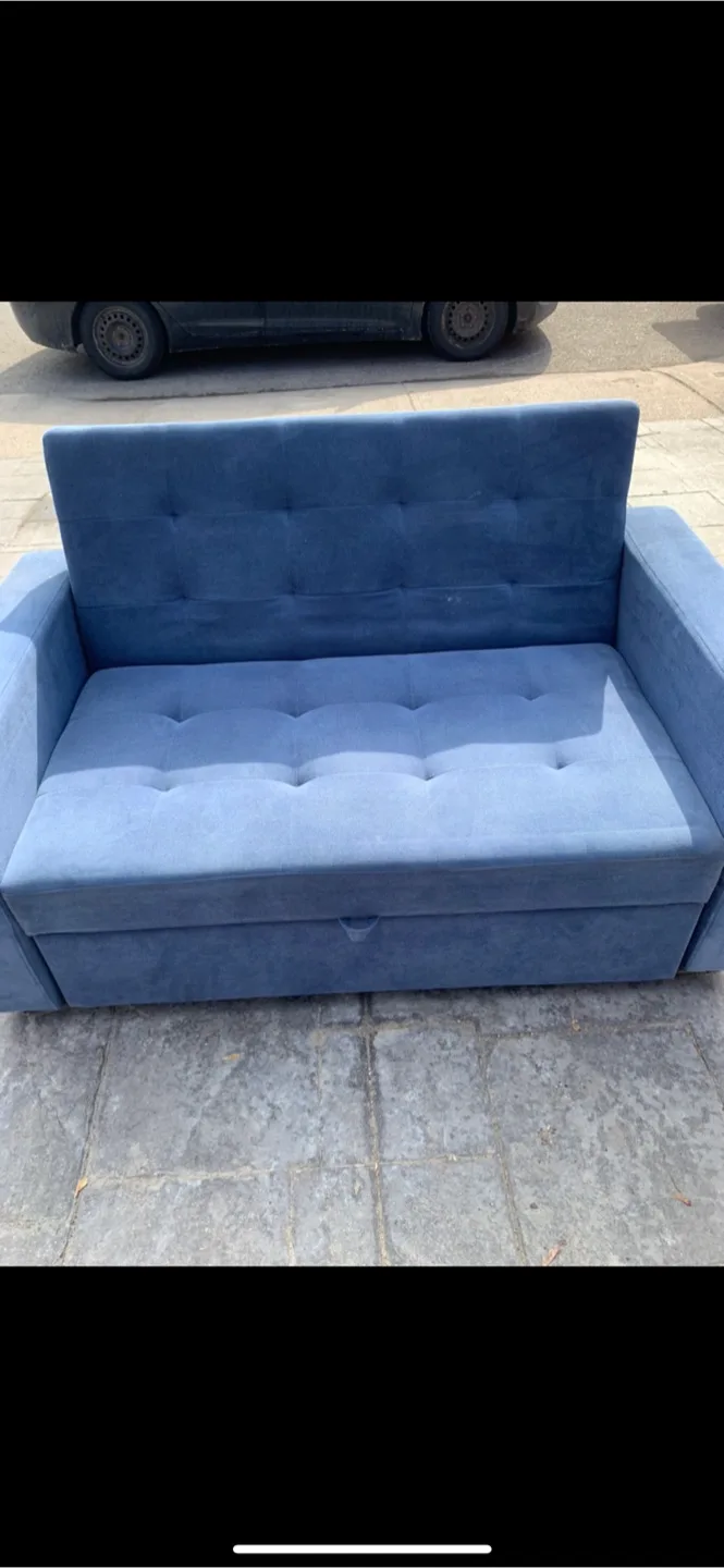 Blue pull-out sofa bed image indicator(4)