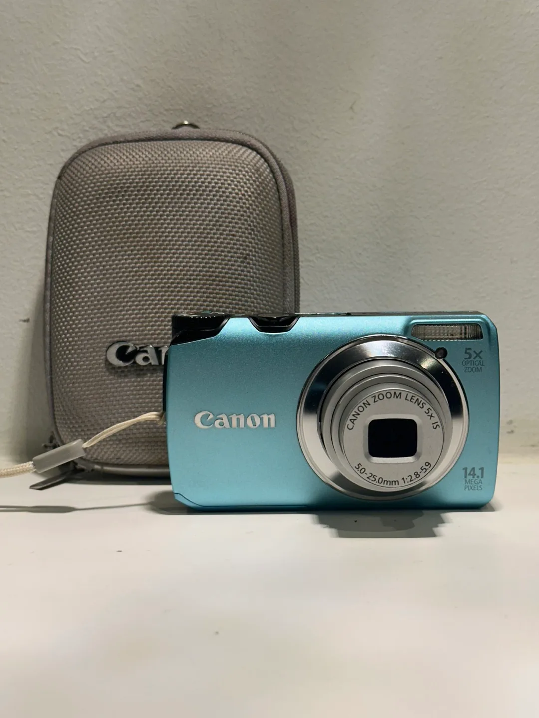 Canon A3200 Digital Camera with Case thumbnail