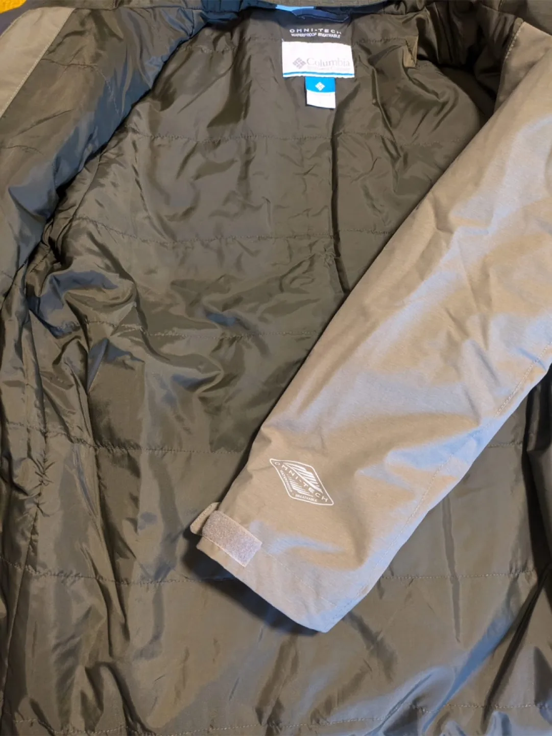 Columbia Omni-Tech Waterproof Breathable Jacket image indicator(3)