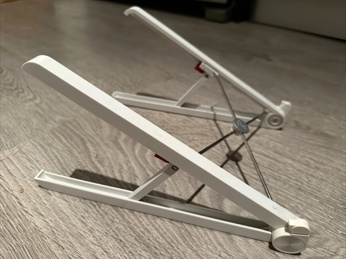 Adjustable Laptop Stand thumbnail