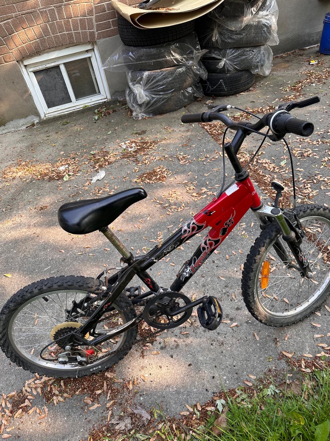 Kids' Bicycle