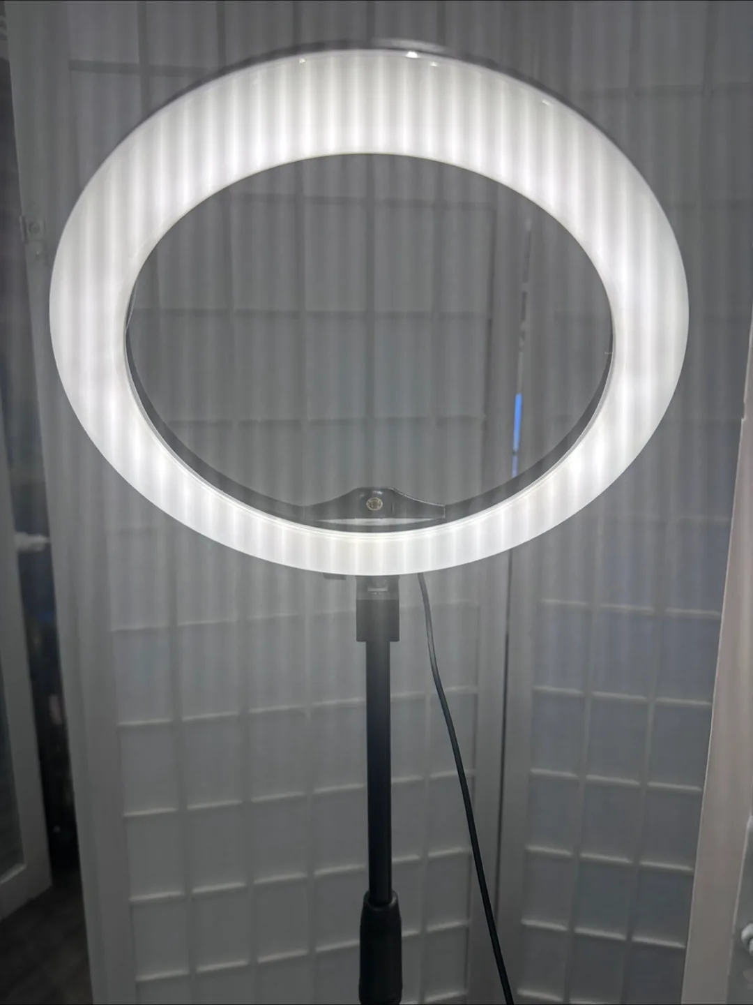 Ring Light with Stand thumbnail