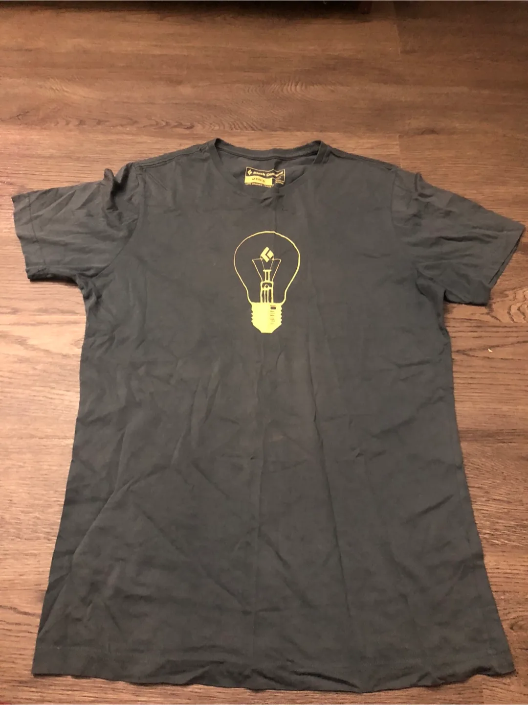 Graphic Tees Bundle image indicator(2)