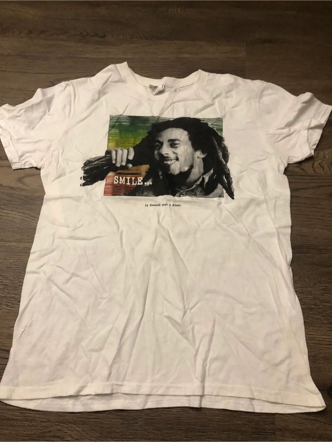 Graphic Tees Bundle thumbnail