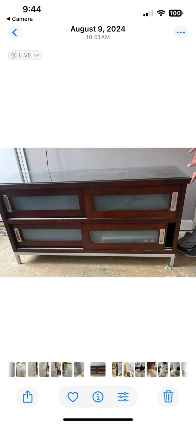 TV consul and electronics cabinet image indicator(2)