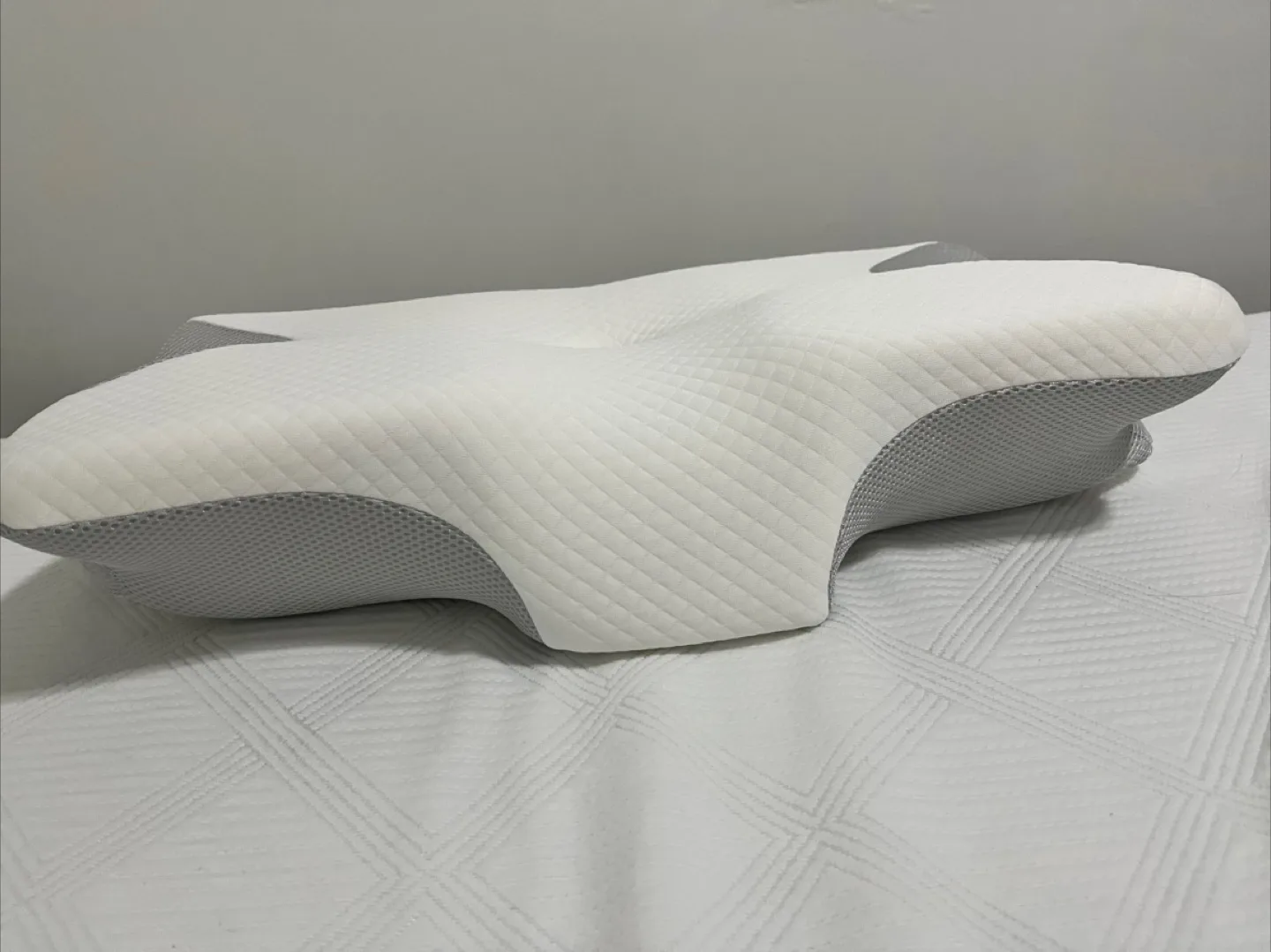 Orthinex ergonomic pillow thumbnail