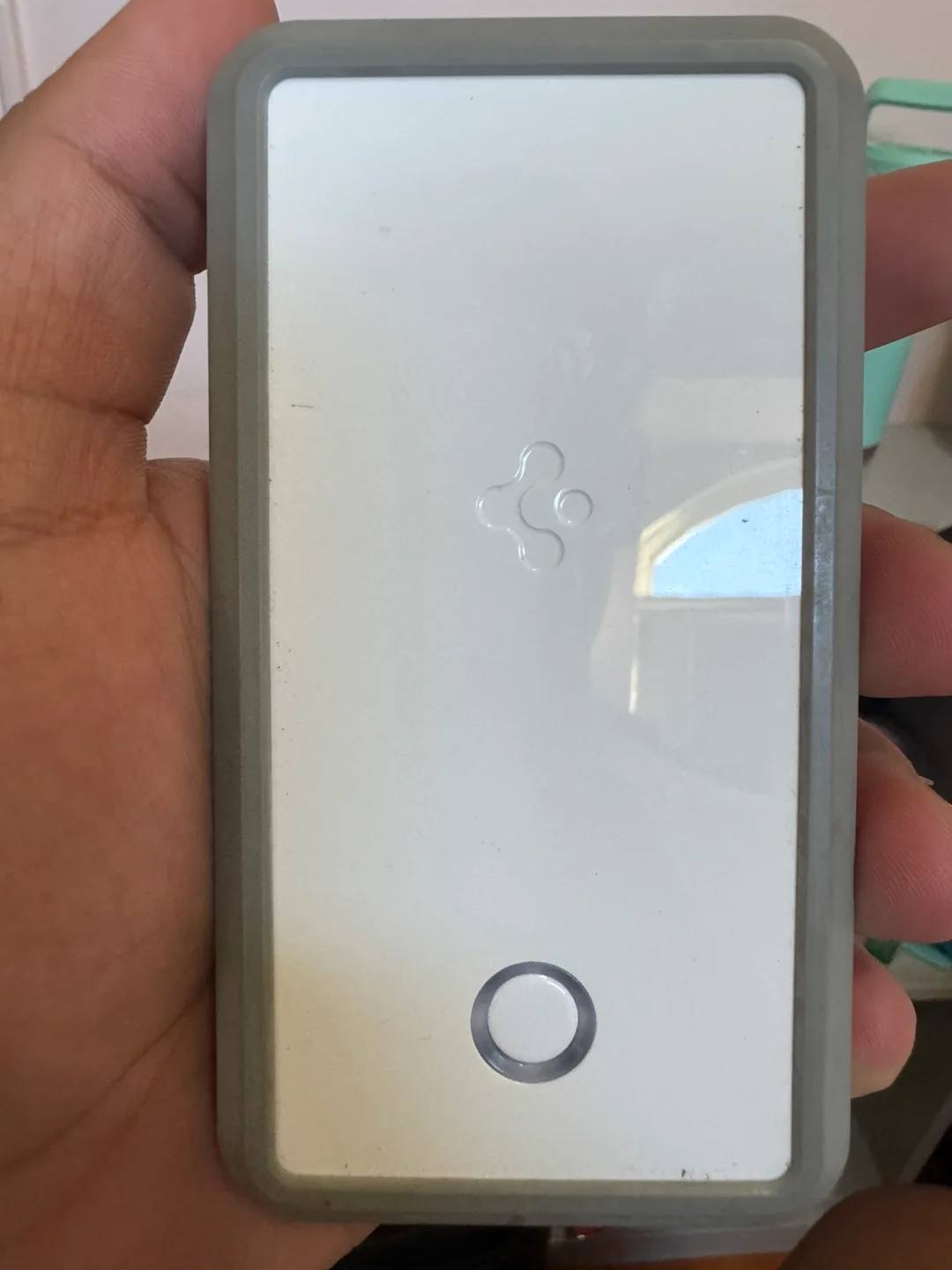 Spigen F70Q Dual Portable Quick Charger thumbnail