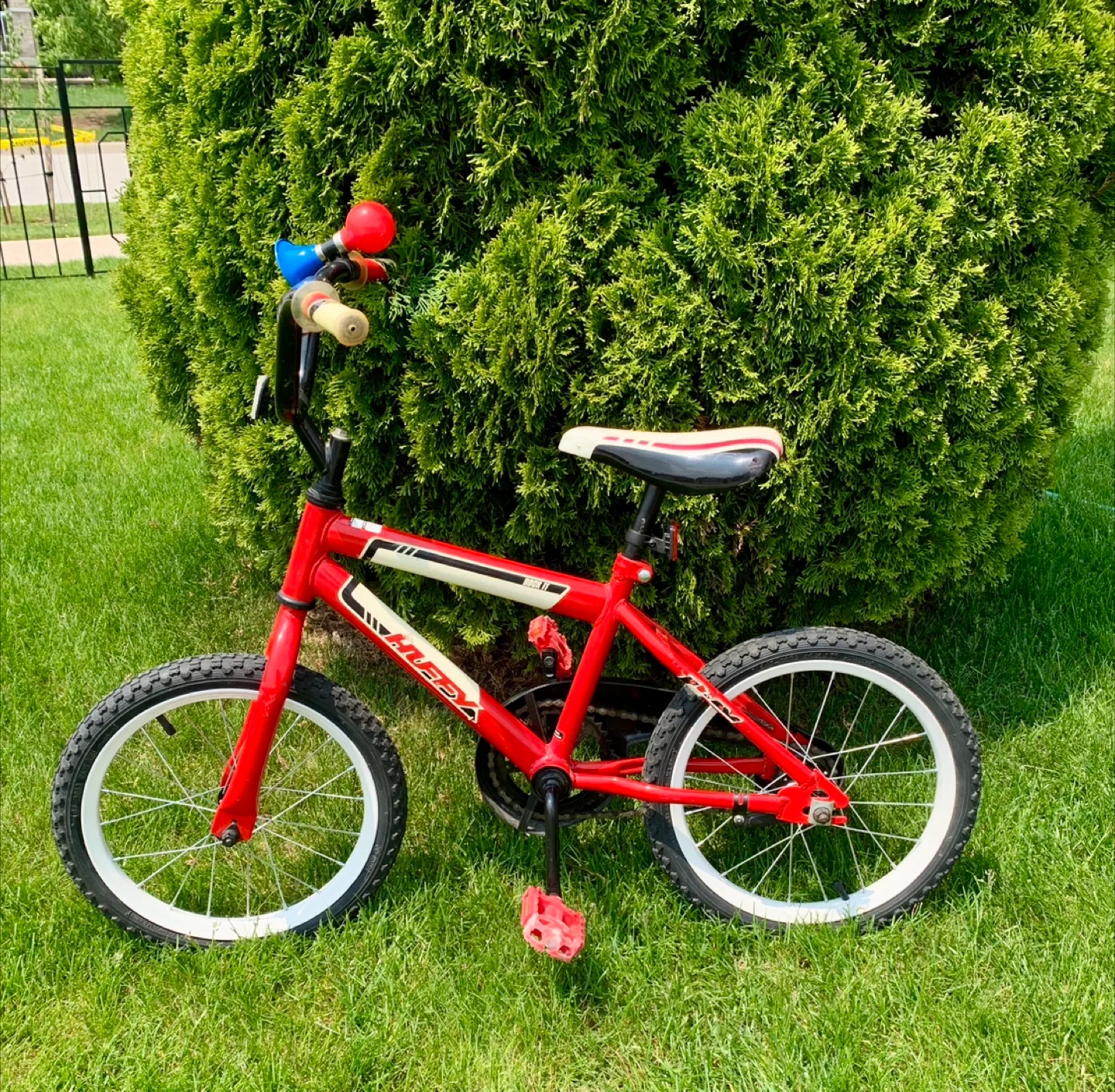 Huffy Bike for kids 16” image indicator(2)