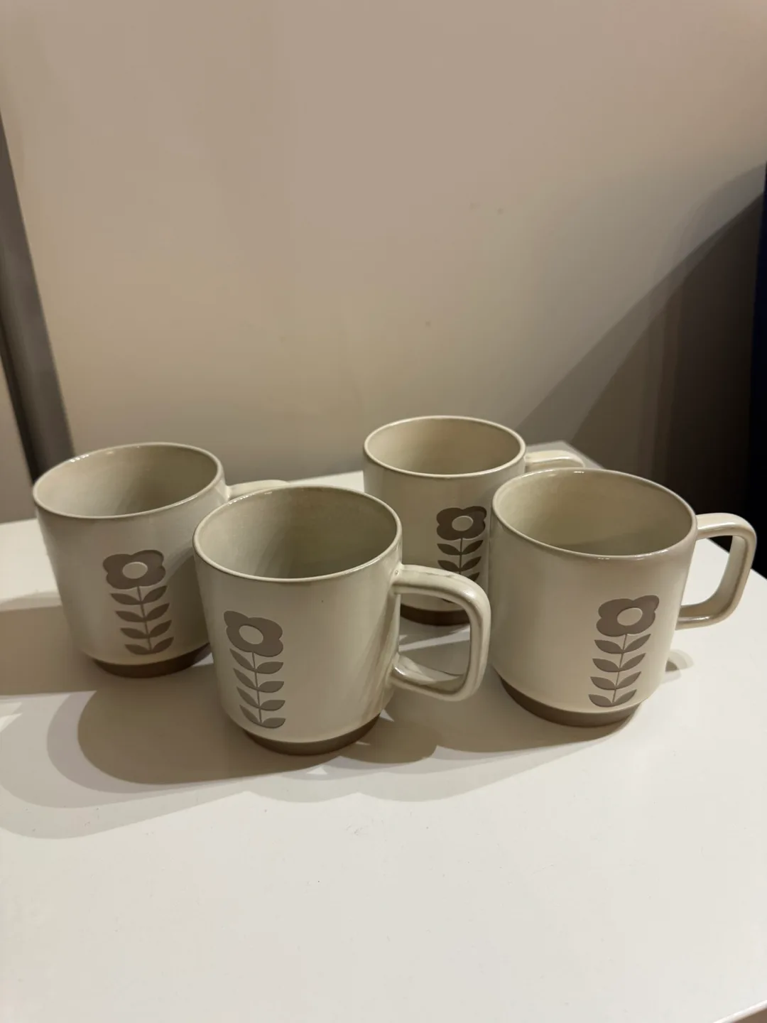 Floral Ceramic Mug Set thumbnail