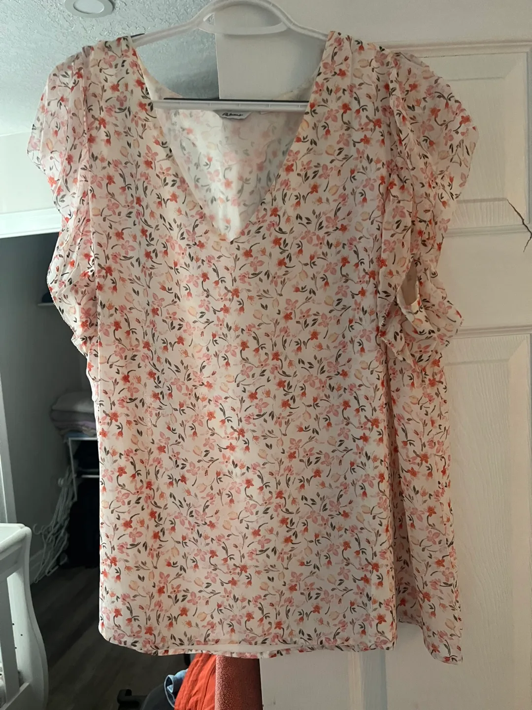 Reitmans Floral Blouse thumbnail