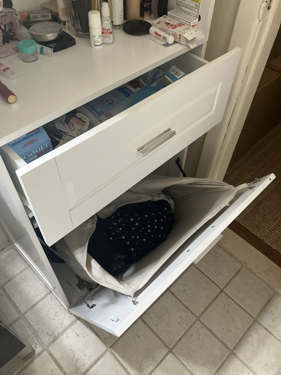 White Bathroom Vanity Cabinet - photo 4