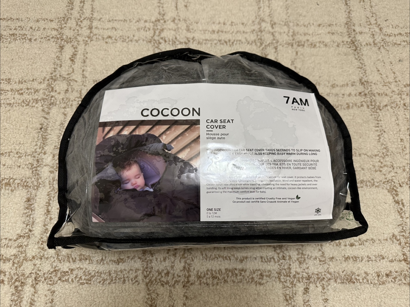 7 A.M. ENFANT Black Cocoon Car Seat Cover