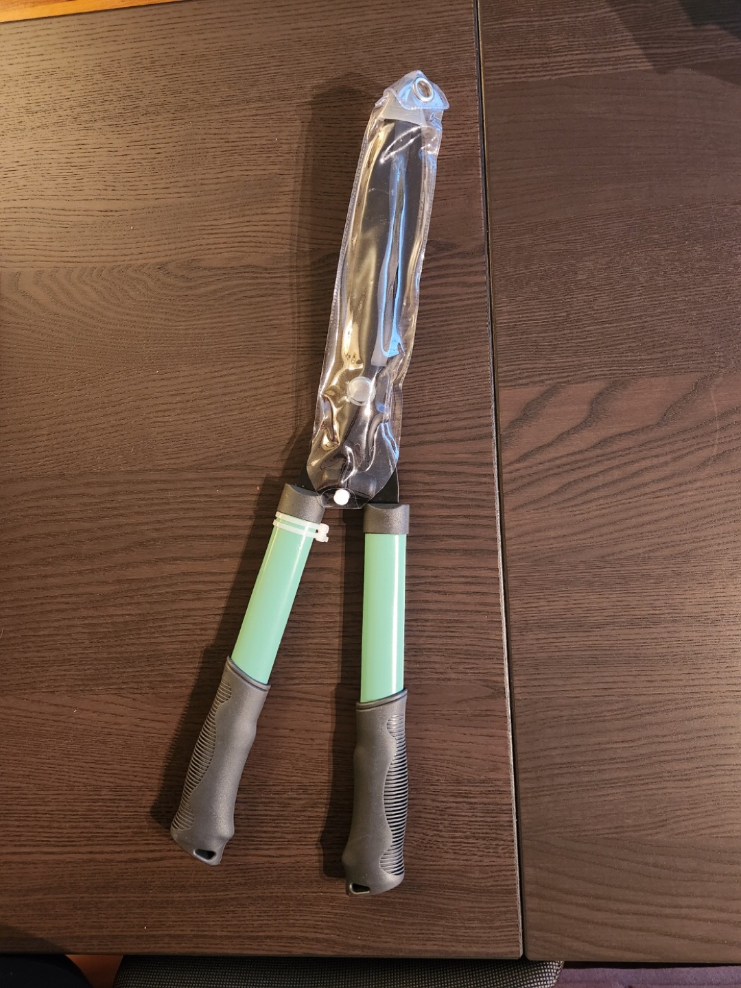Gardening shears for sale